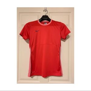 Nike Dri-Fit Women’s Tops
